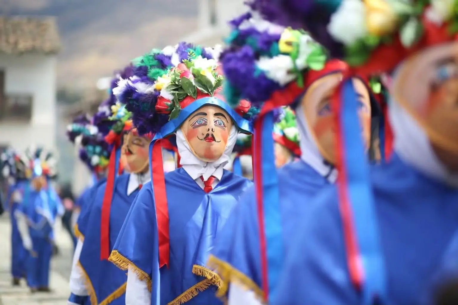 Danzantes tradicionales en la Fiesta Mamá Ashu